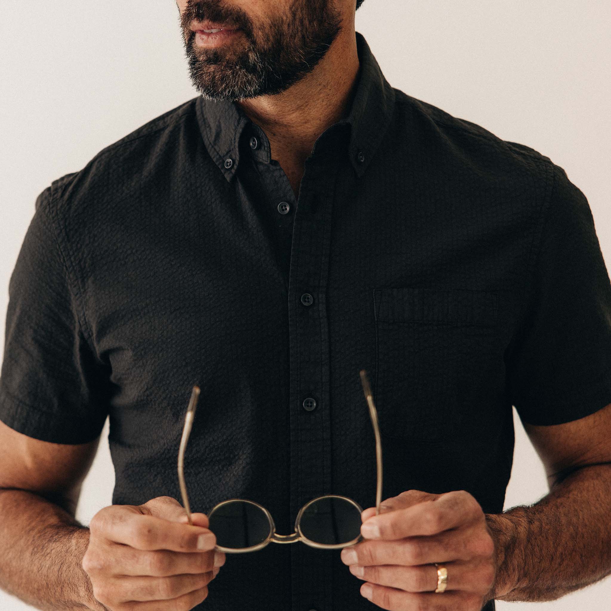 The Short Sleeve Jack in Faded Black Seersucker