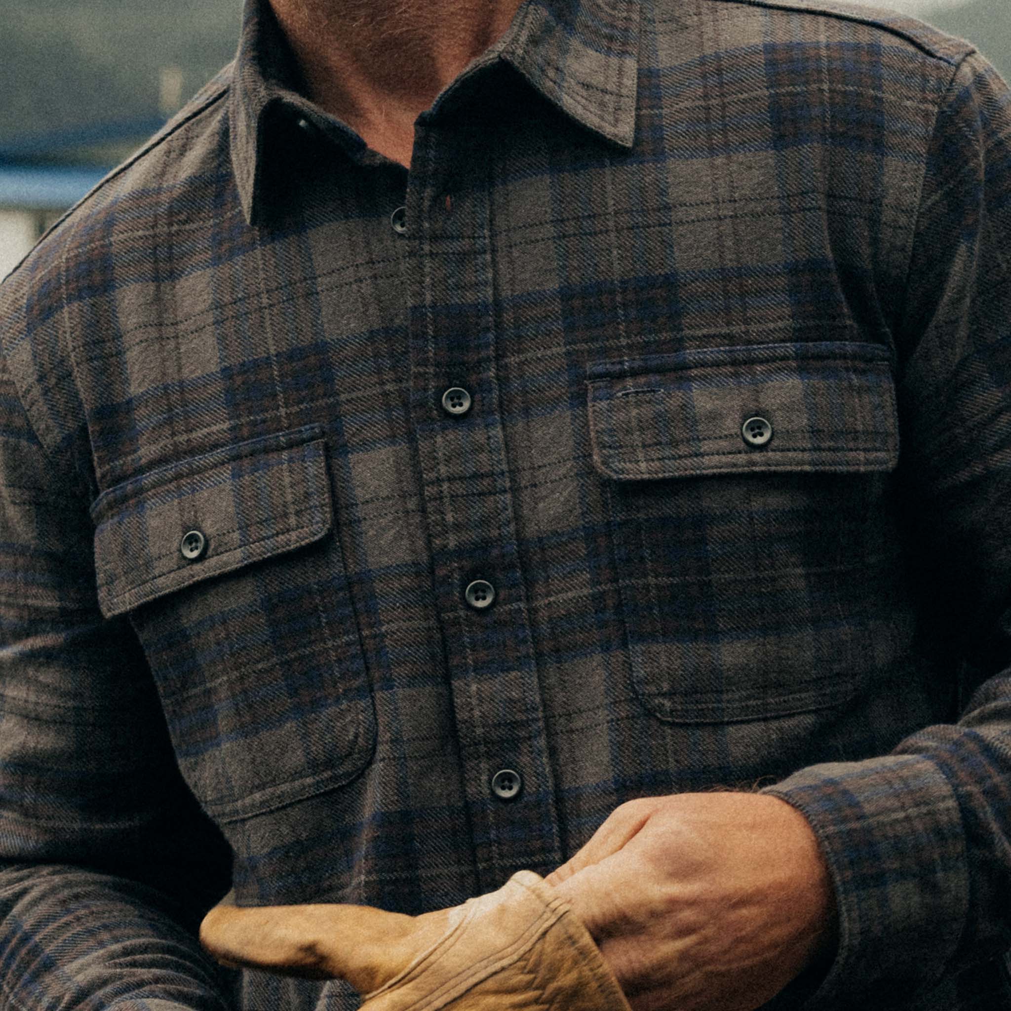 The Ledge Shirt in Heather Granite Plaid