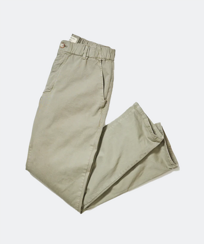 Saturday Twill Chino Slim Straight in Vetiver